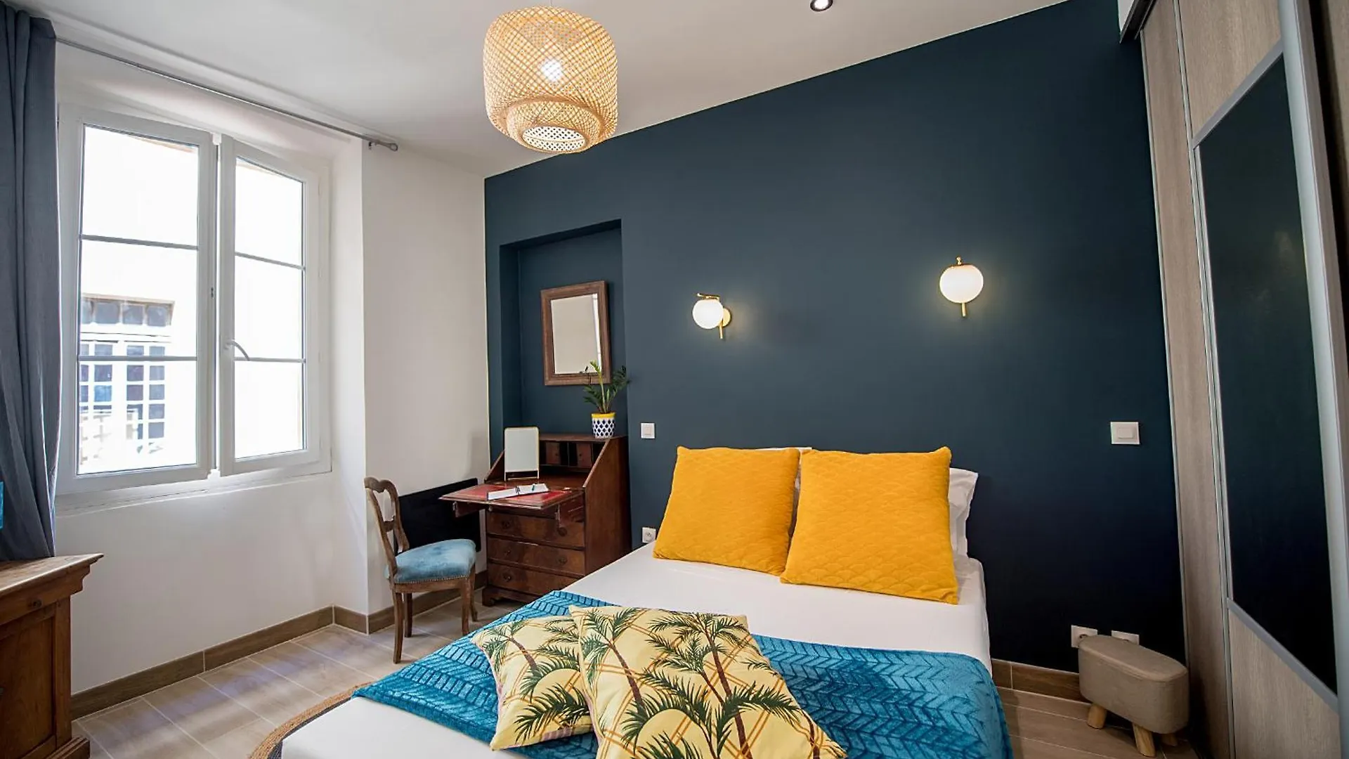 Magnifique 2 Pieces Lumineux Vieux Nizza Francia